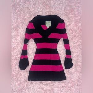 Pink & black striped v neck sweater top with button details.
